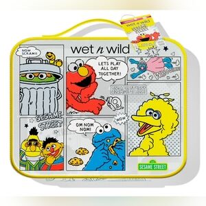NWT Wet N Wild Sesame Street Sesame Street Limited Edition Makeup Bag